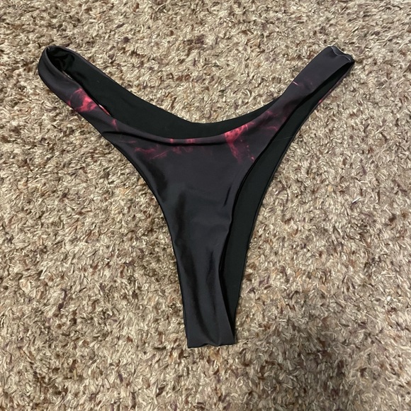Shreddy bathing suit bottoms - Picture 1 of 2